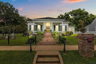 412 N Soda St, Jefferson, TX 75657