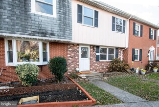 4519 Fieldstone Ct, Marshall, VA 20115