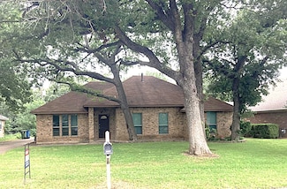1325 Bayou Rd, Grapevine, TX 76051