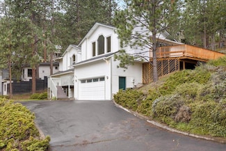 843 Morton St, Ashland, OR 97520