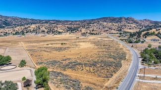 27401 Cumberland Rd, Tehachapi, CA 93561