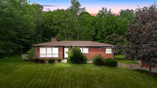 88 High St, West Paris, ME 04289