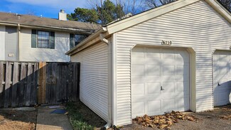 6750 Racquet Club Dr, Memphis, TN 38119