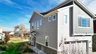 9756 Ash Ln, Thornton, CO 80229
