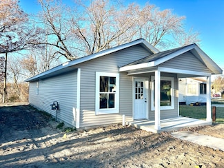 287 E Walton Ave, Muskegon, MI 49442