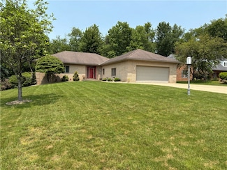 129 Lakeshore Dr, Butler, PA 16001