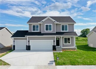 5714 Allerton Dr, Ames, IA 50014