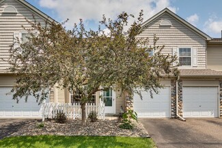 1889 Wildflower Ct, Shoreview, MN 55126