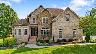 179 Carousel Ln, Stokesdale, NC 27357