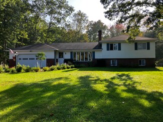 310 Pool St, Biddeford, ME 04005