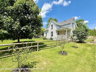 616 Backus St, Jackson, MI 49202