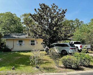 2905 Audubon Dr, Gulfport, MS 39501