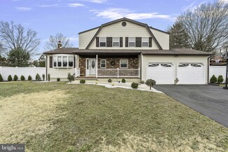 31 Wolfpack Rd, Trenton, NJ 08619