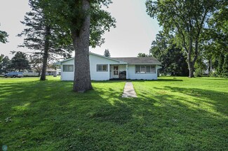 202 1st Ave N, Leonard, ND 58052