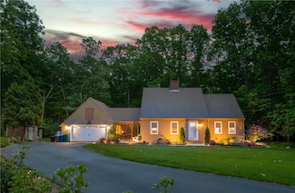 200 Quaker Ln, North Scituate, RI 02857
