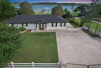 4433 Chapel Rd, Graham, TX 76450