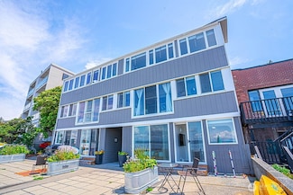 4027 Beach Dr SW Unit 1, Seattle, WA 98116