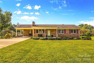 138 Jenkins Rd, Statesville, NC 28625