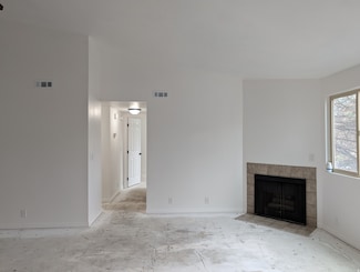 955 E Creekhill Ln Unit 31, Midvale, UT 84047