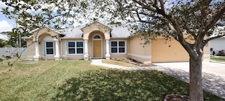 5226 NW North Piper Cir, Port Saint Lucie, FL 34986