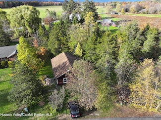 48 John's Jog, Athens, NY 12015