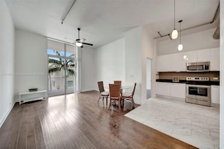 2100 Van Buren St Unit 320, Hollywood, FL 33020