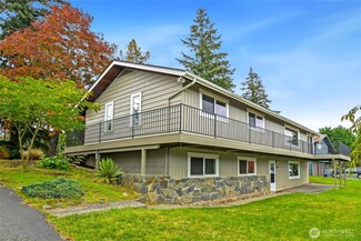 809 Gilbert Dr, Bellingham, WA 98226