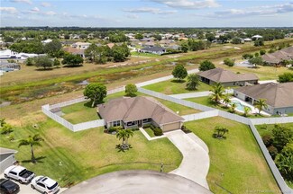 5863 NW Jannebo Ct, Port Saint Lucie, FL 34986