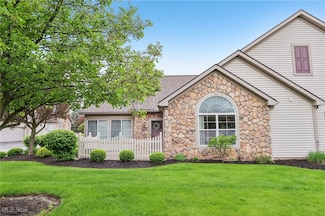 5239 Redford Dr Unit 106, Brunswick, OH 44212