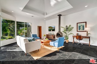 16771 Addison St, Encino, CA 91436