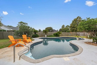 3909 Tiger Point Blvd, Gulf Breeze, FL 32563