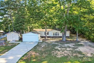 13768 Saint Thomas Dr, Stanfield, NC 28163