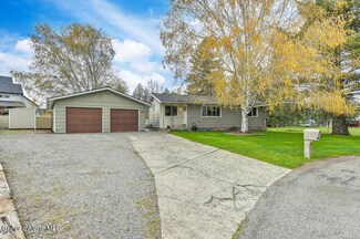 11367 N Meadow View Ln, Hayden, ID 83835