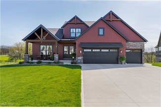 794 Fair Vista Cir SW, Hartville, OH 44632