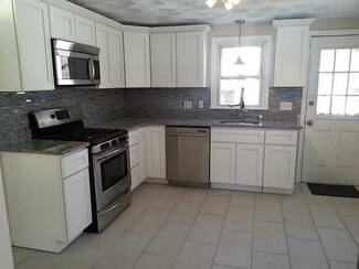 41 Gleason St, Cranston, RI 02910
