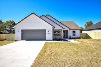 467 N Tacoma St, Farmington, AR 72730
