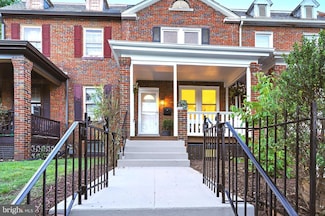 1802 C St NE, Washington, DC 20002