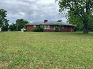 3829 Margaret Wallace Rd, Matthews, NC 28105