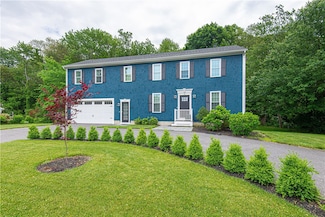 34 Washington Rd, Barrington, RI 02806