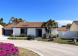 9554 Biscayne Park Ct, Boca Raton, FL 33428