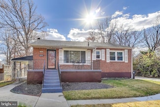 9413 Van Buren St, Lanham, MD 20706