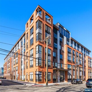 39 Madison Ave Unit 502, Newark, NJ 07108