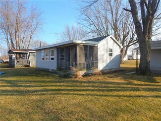 8083 Titus Rd, Oak Harbor, OH 43449