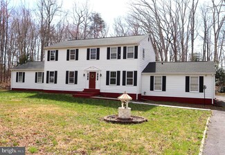11355 Gail Ct, La Plata, MD 20646
