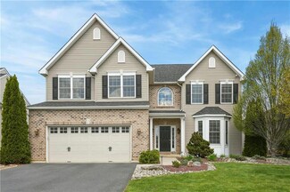 4464 Whitetail Dr, Nazareth, PA 18064