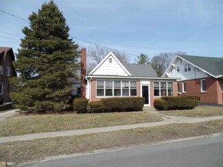 250 W Main St, Bloomfield, IN 47424