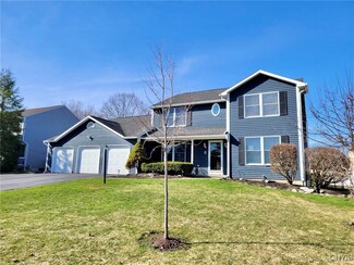 7263 Leafcrest Ln, East Syracuse, NY 13057