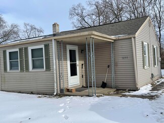 1233 Broad St, Niles, MI 49120