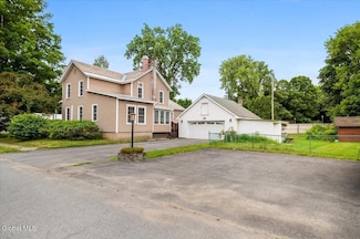 7 Swan St, Hudson Falls, NY 12839