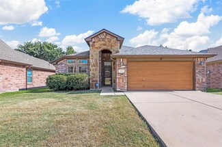 9853 Sparrow Hawk Ln, Fort Worth, TX 76108
